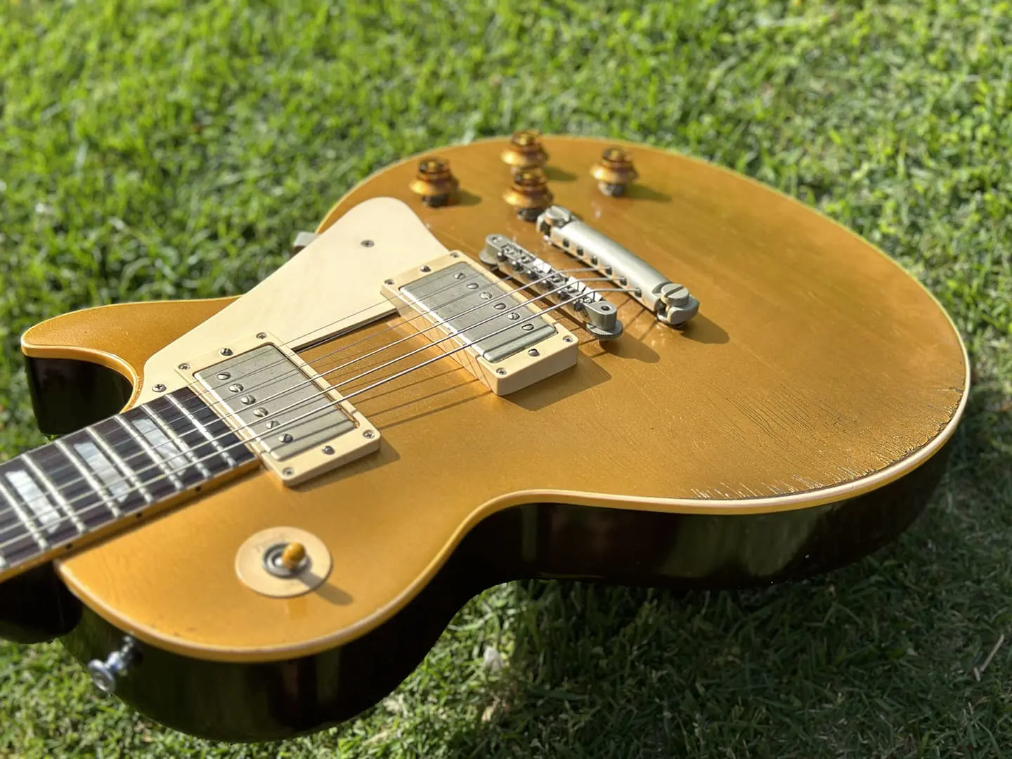 gibson_1957_lespaul_goldtop_43_06.png