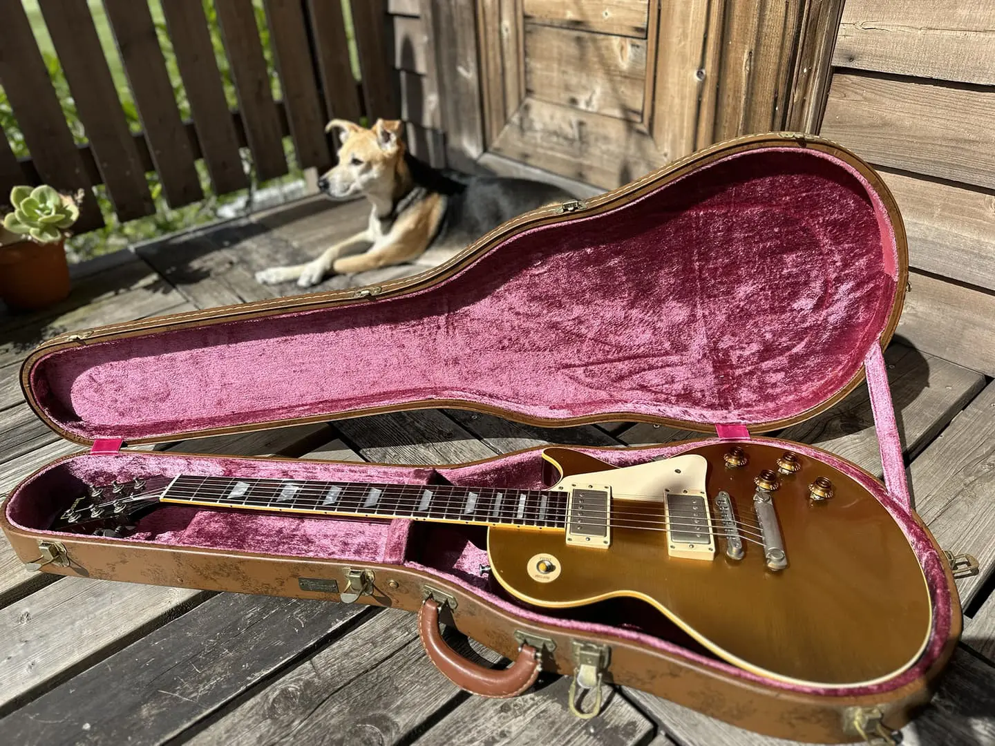 gibson_1957_lespaul_goldtop_43_09.png