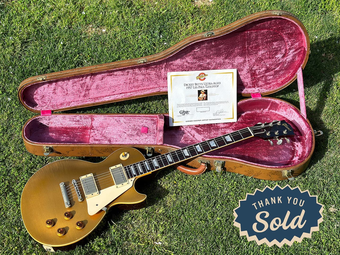 gibson_1957_lespaul_goldtop_43_sold_02.jpg