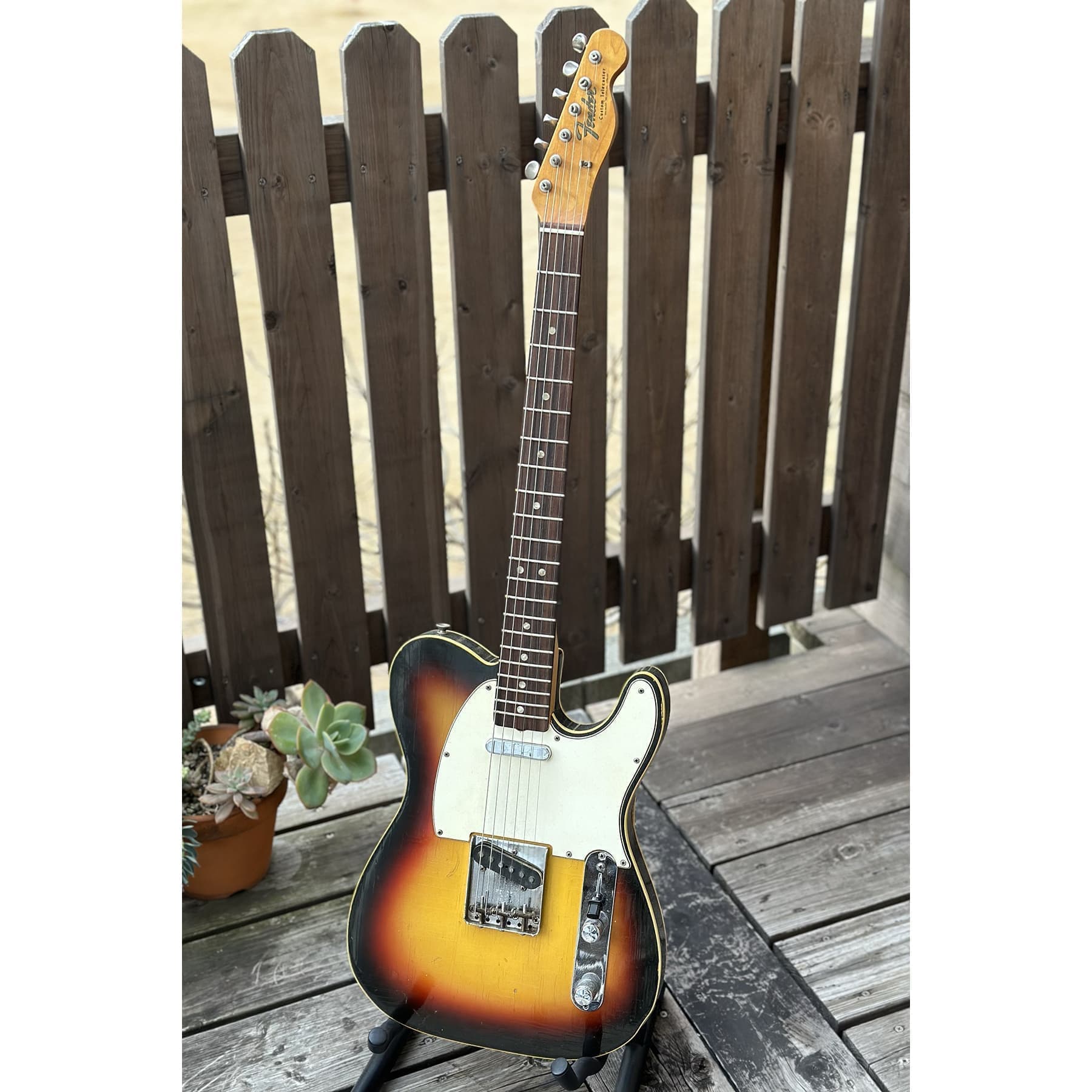 66_customtelecaster_01.jpg