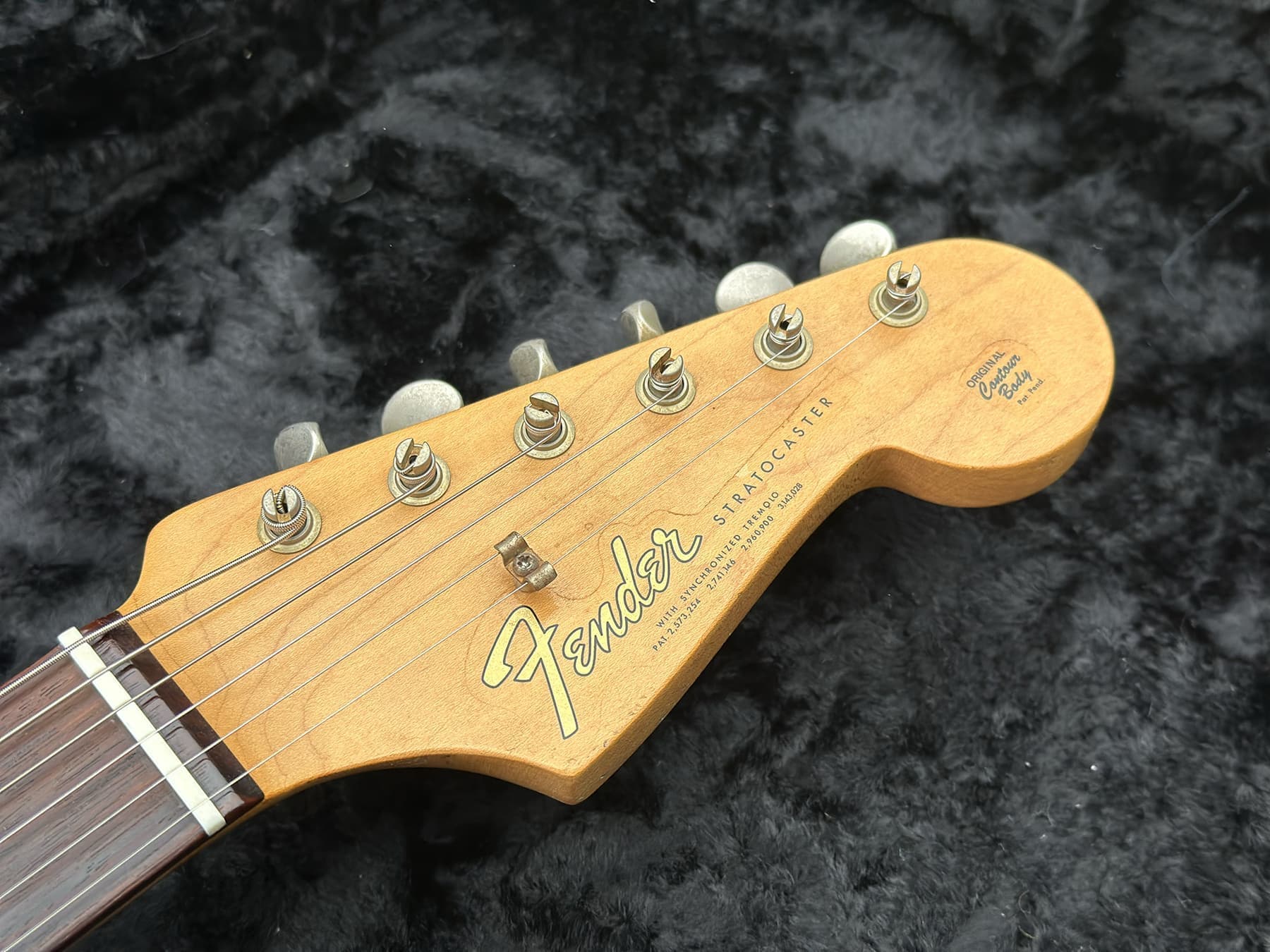 1965_fendercustomshop_st_43_09.jpg