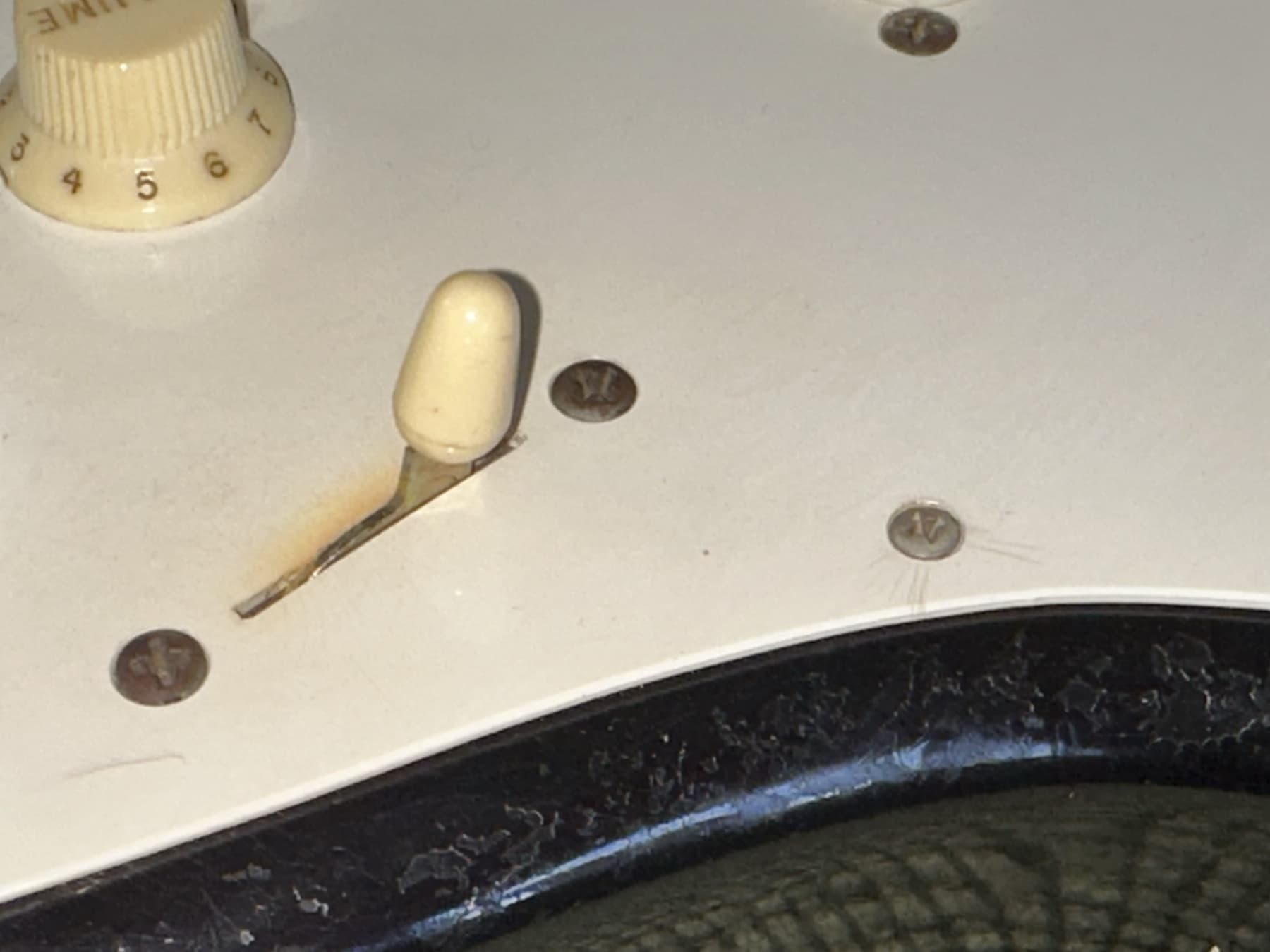 1957_strat_43_38.jpg