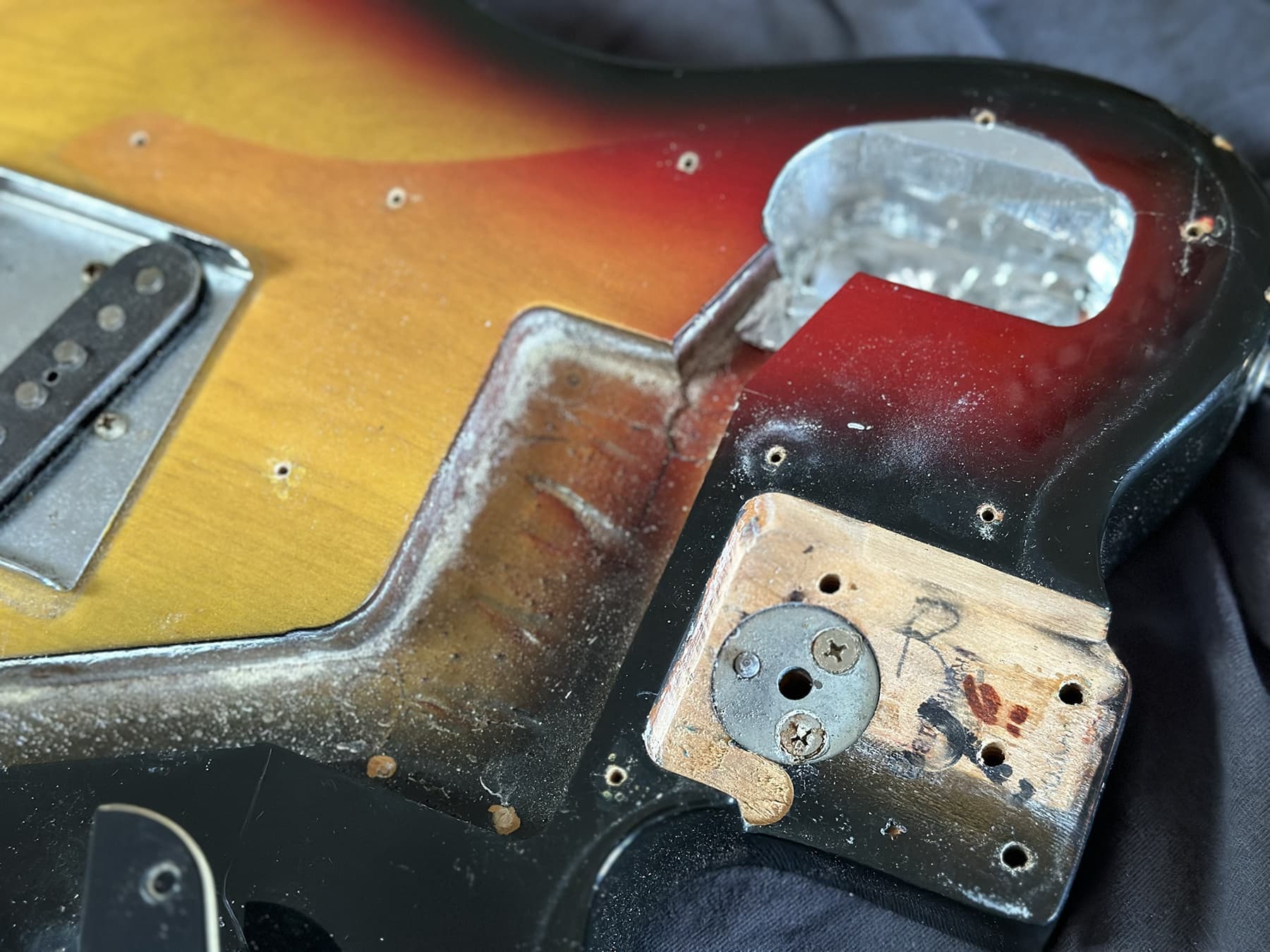 fender_1973_telecaster_custom_43_22.jpg